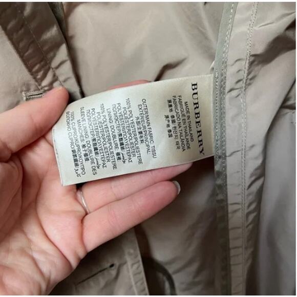 Burberry Brit Balmoral Packaway Hooded Shell Trench Coat in Natural Lyst (SZ 2) - Picture 12 of 16